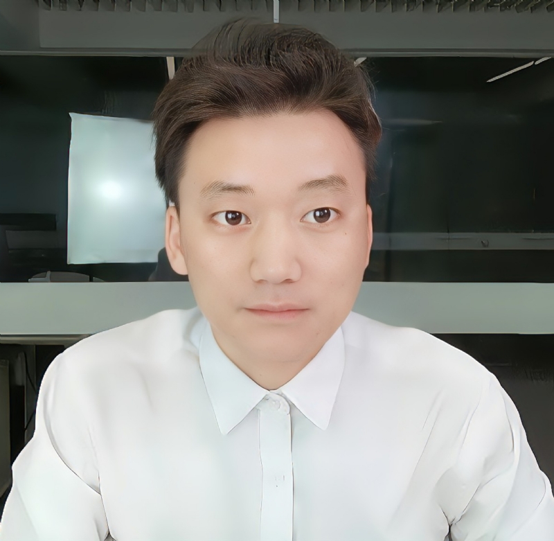 李日的第一张照片--扬州相亲服务中心