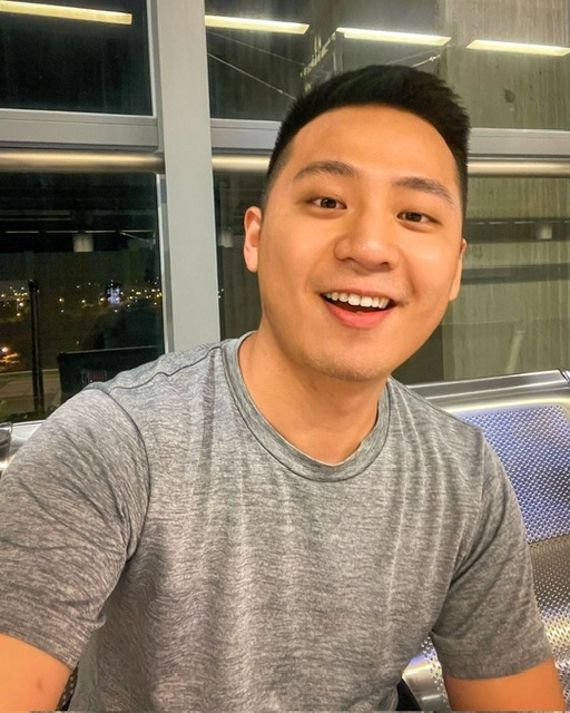 孤獨的男人的第三张照片--扬州相亲服务中心