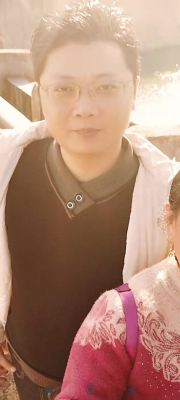 邓生的第二张照片--扬州相亲服务中心