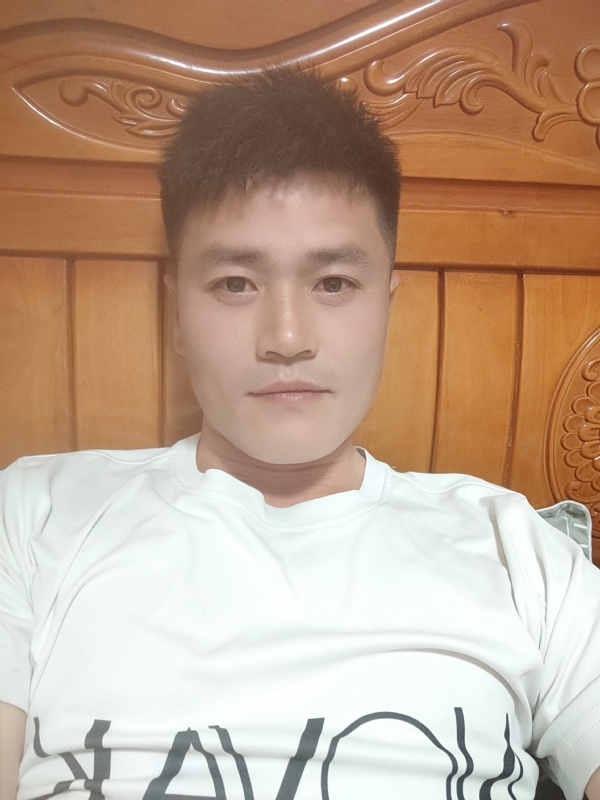 网球罗的第三张照片--扬州相亲服务中心