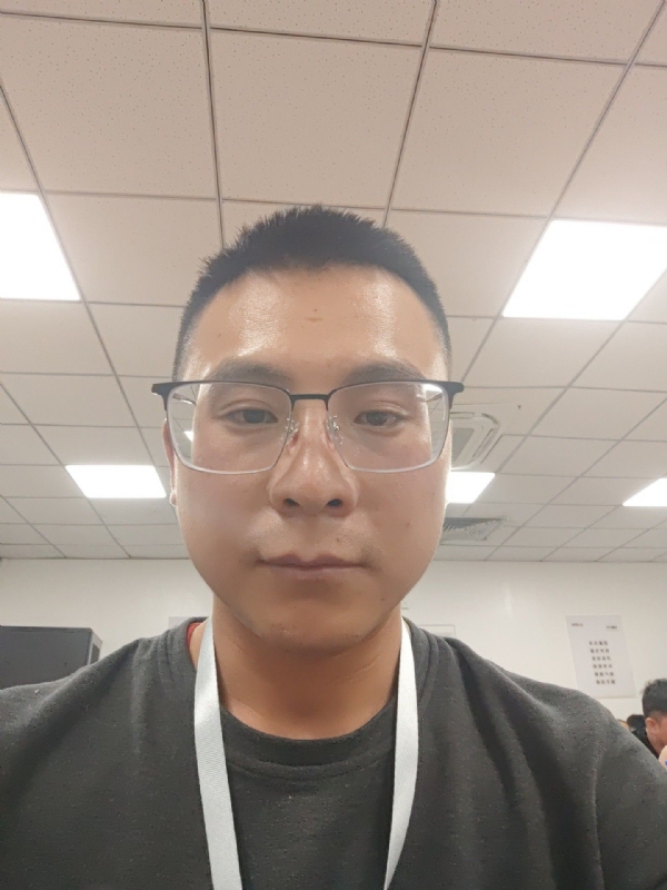 半夏微凉的第一张照片--扬州相亲服务中心