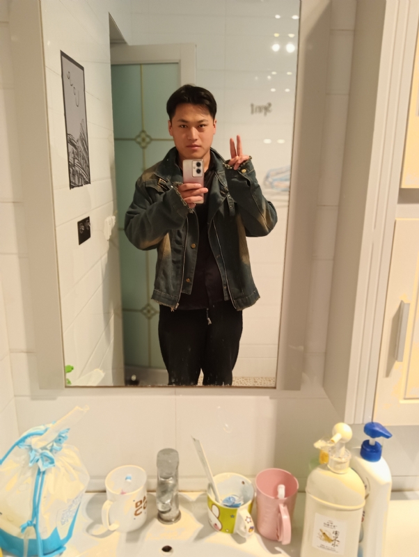 自律的MAN的第一张照片--扬州相亲服务中心