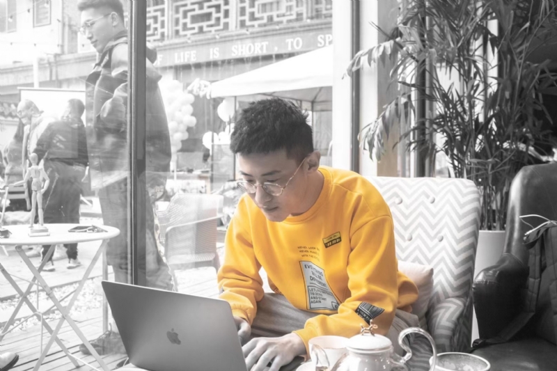 柒雅的第一张照片--扬州相亲服务中心