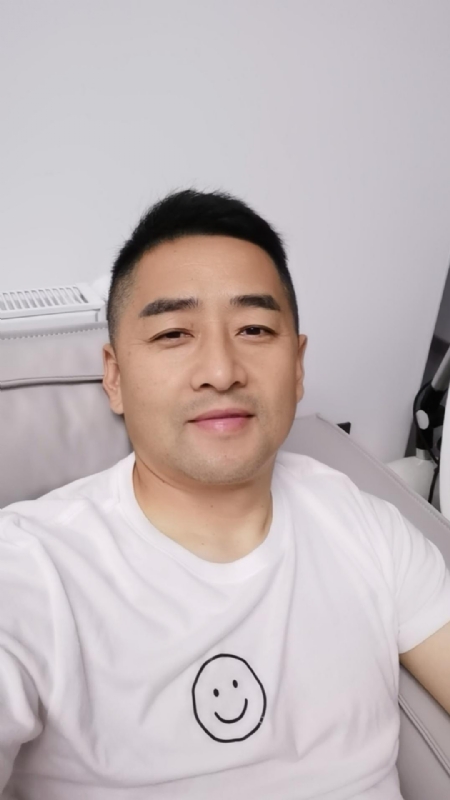 向阳而生的第一张照片--扬州相亲服务中心