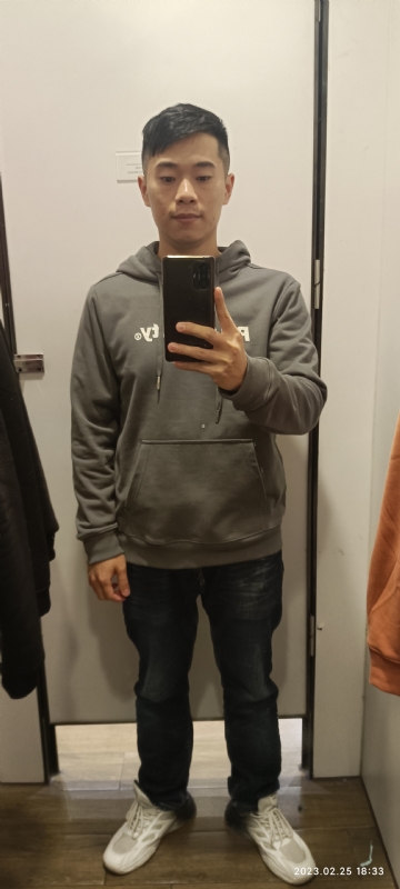 酷酷的少年的第一张照片--扬州相亲服务中心