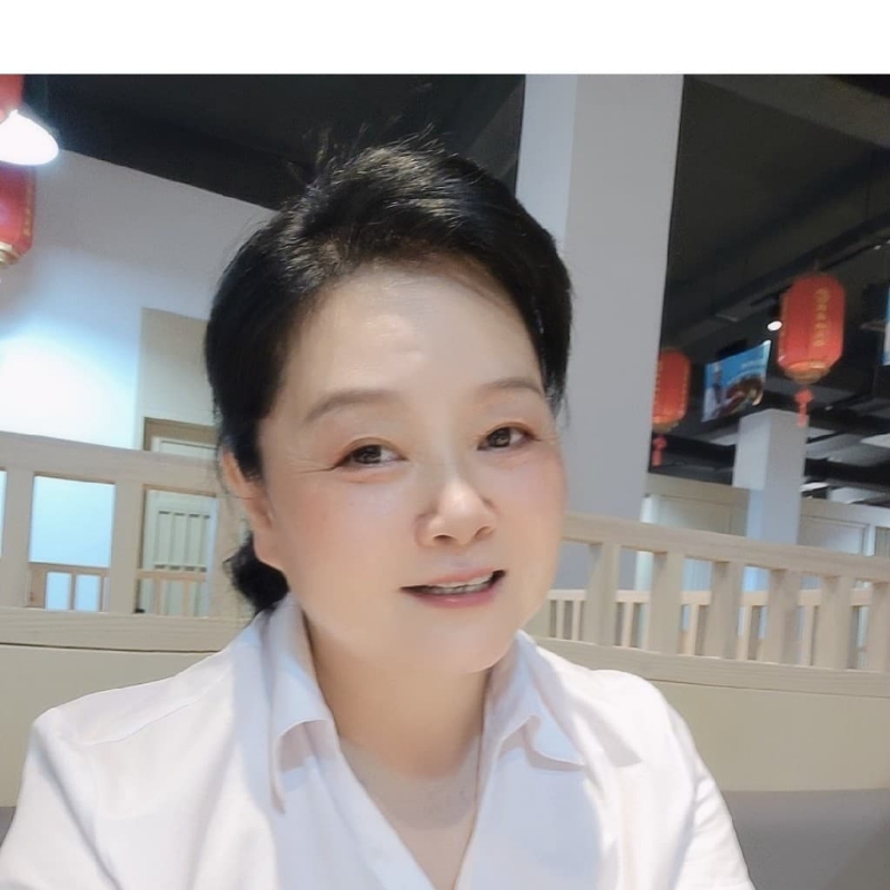 丁姐爱生活的第二张照片--扬州相亲服务中心