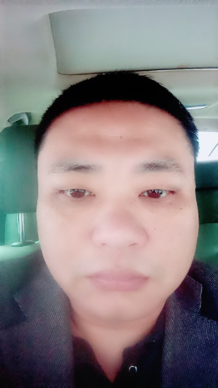 向日葵的第一张照片--扬州相亲服务中心