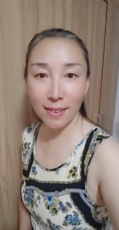 晓琴的第一张照片--扬州相亲服务中心