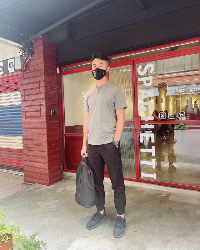 酒商安迪的第一张照片--扬州相亲服务中心