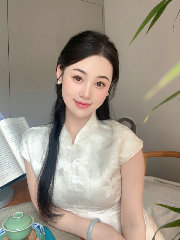 小慧的第一张照片--扬州相亲服务中心