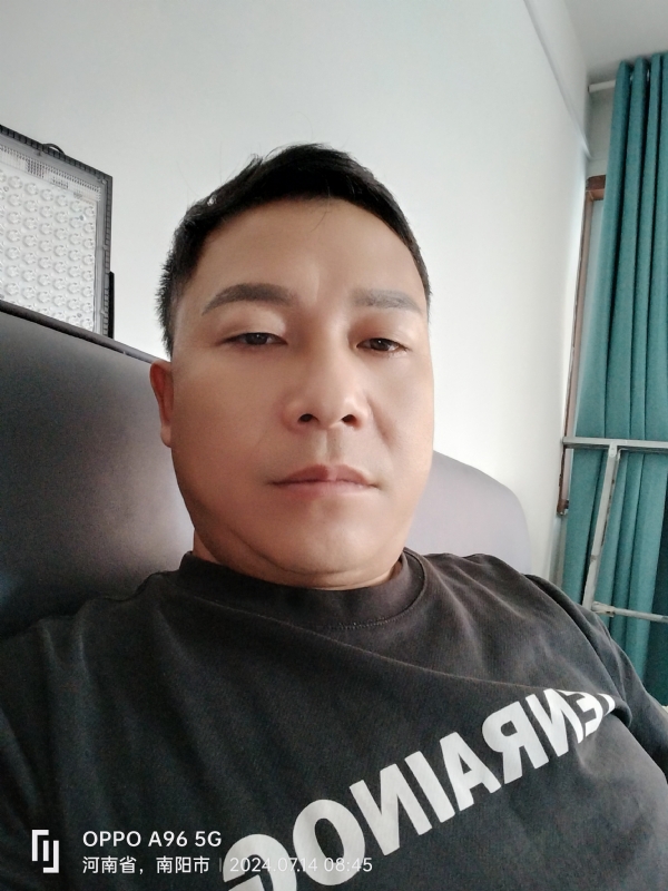 楚辞的第一张照片--扬州相亲服务中心
