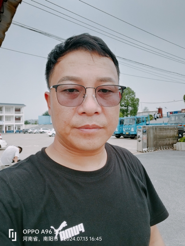 楚辞的第二张照片--扬州相亲服务中心