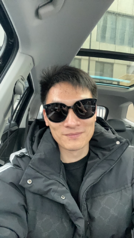 男孩的第一张照片--扬州相亲服务中心