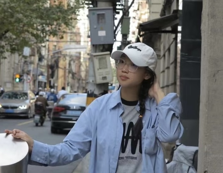 XIAOZOU的第二张照片--扬州相亲服务中心