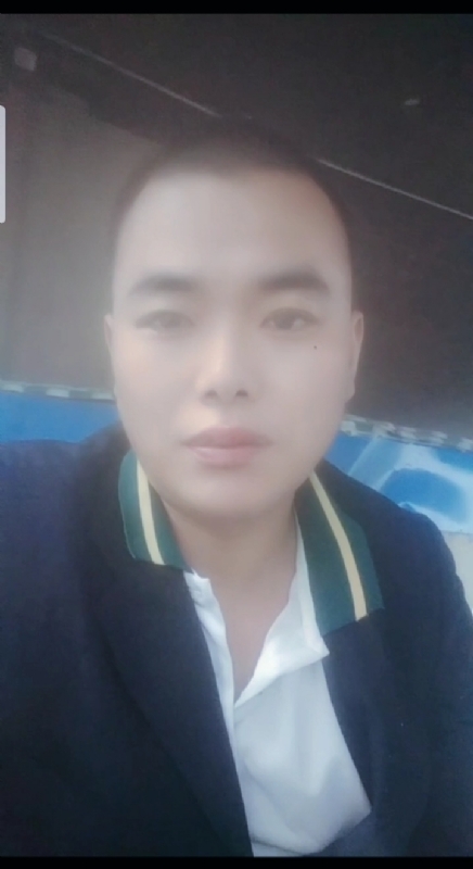 阳光男孩的第一张照片--扬州相亲服务中心