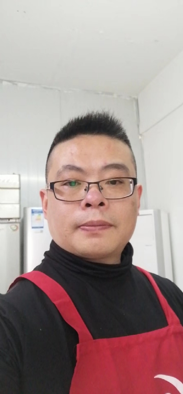 努力奋斗的第一张照片--扬州相亲服务中心