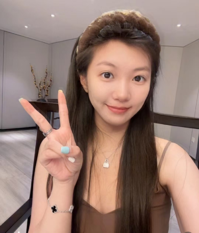 歌谣的第一张照片--扬州相亲服务中心