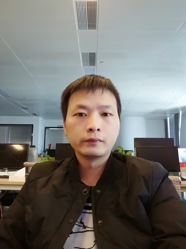 刘堃的第一张照片--扬州相亲服务中心