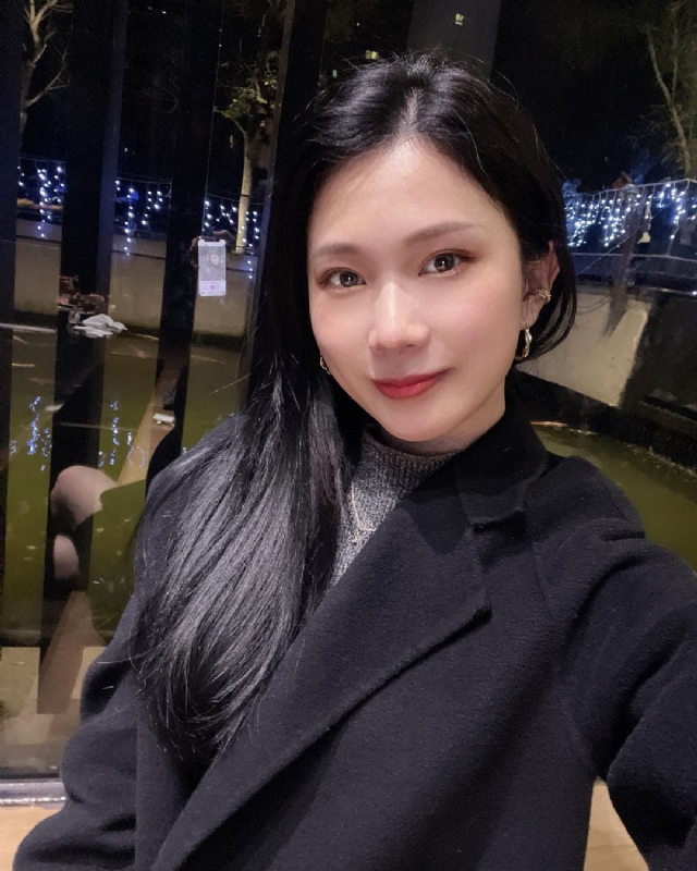 欣欣向荣的第一张照片--扬州相亲服务中心