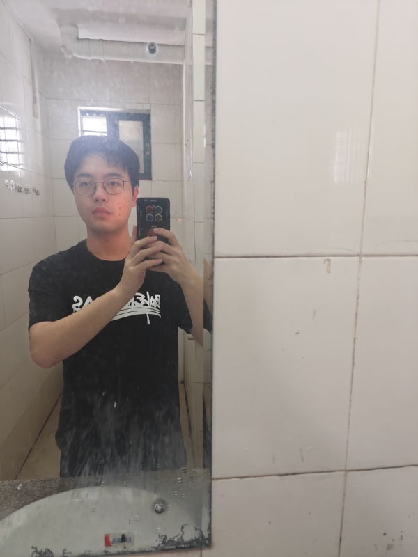 爱看尖尖星人的第一张照片--扬州相亲服务中心