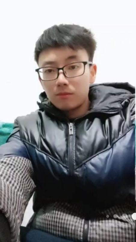 吐泡泡的小鱼的第一张照片--扬州相亲服务中心