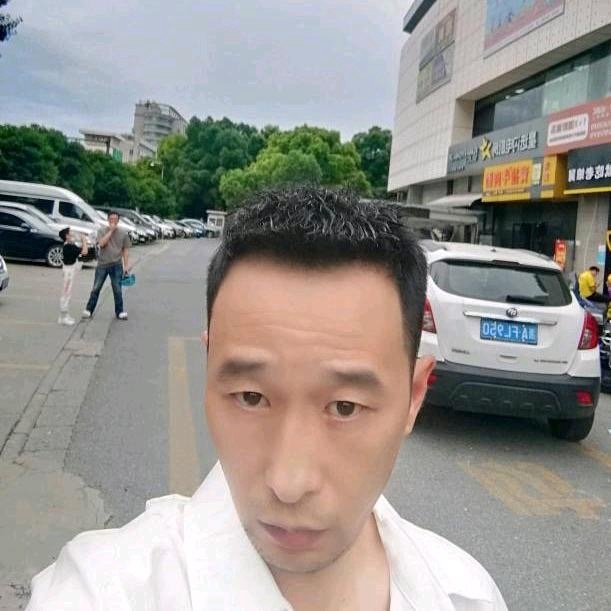 小林的第三张照片--扬州相亲服务中心