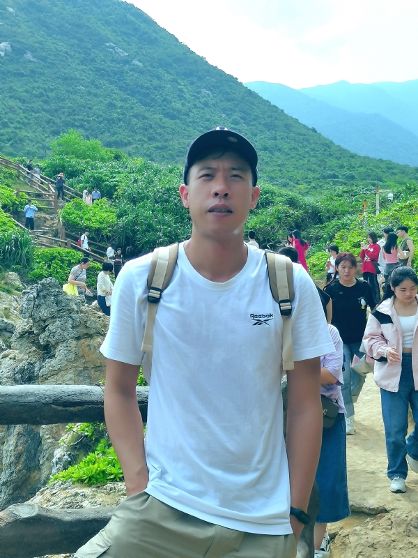 吴生的第一张照片--扬州相亲服务中心