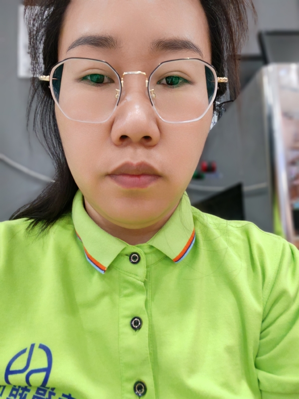 麻花小辫的第一张照片--扬州相亲服务中心