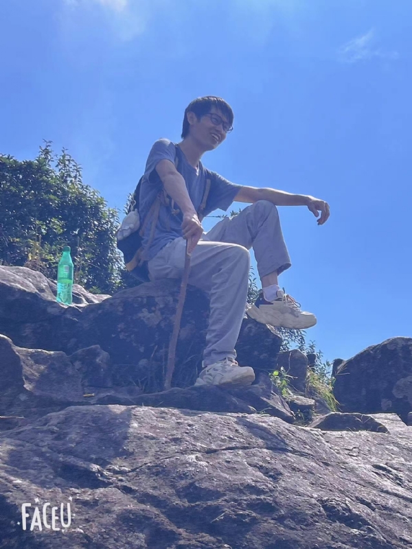 落叶之秋的第一张照片--扬州相亲服务中心