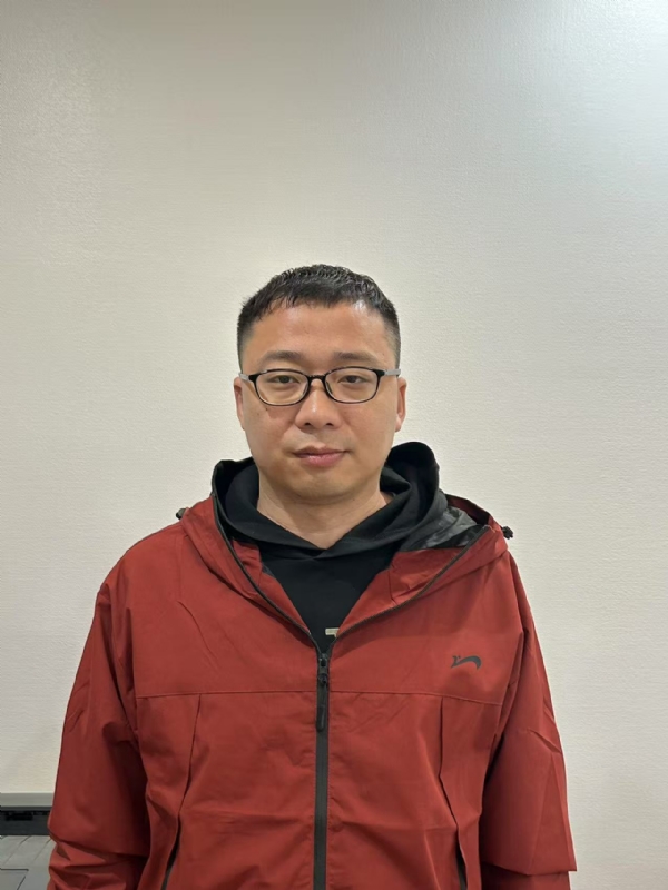 小石头的第一张照片--扬州相亲服务中心