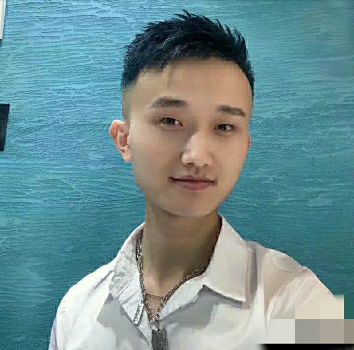 小哥哥的第一张照片--扬州相亲服务中心