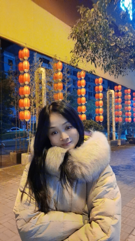 伊伊的第二张照片--扬州相亲服务中心