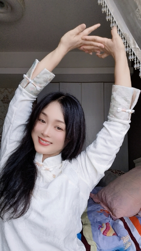 伊伊的第四张照片--扬州相亲服务中心