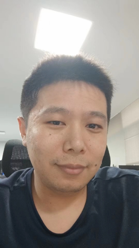 凌乱格子的第一张照片--扬州相亲服务中心