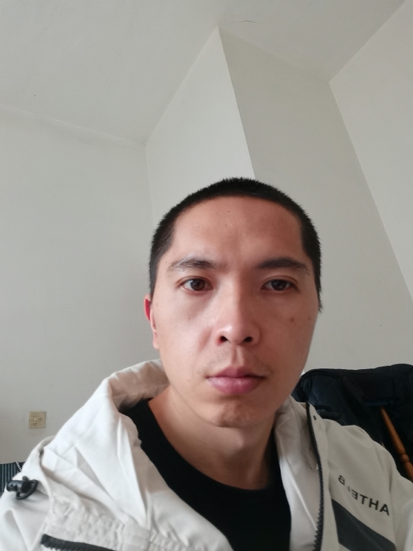 至诚的第一张照片--扬州相亲服务中心