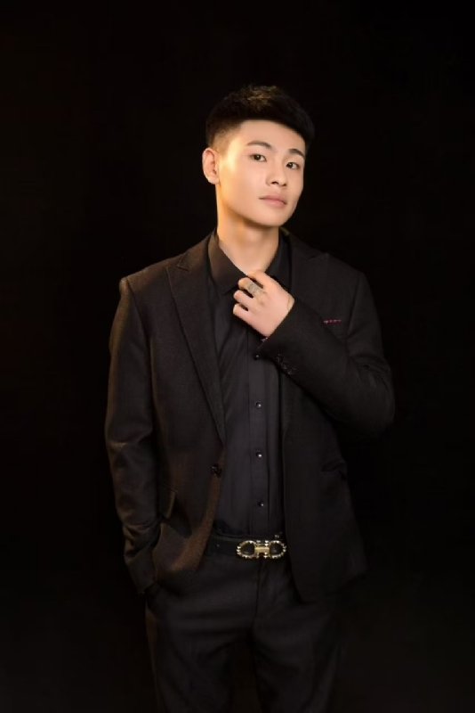 刘小船的第二张照片--扬州相亲服务中心