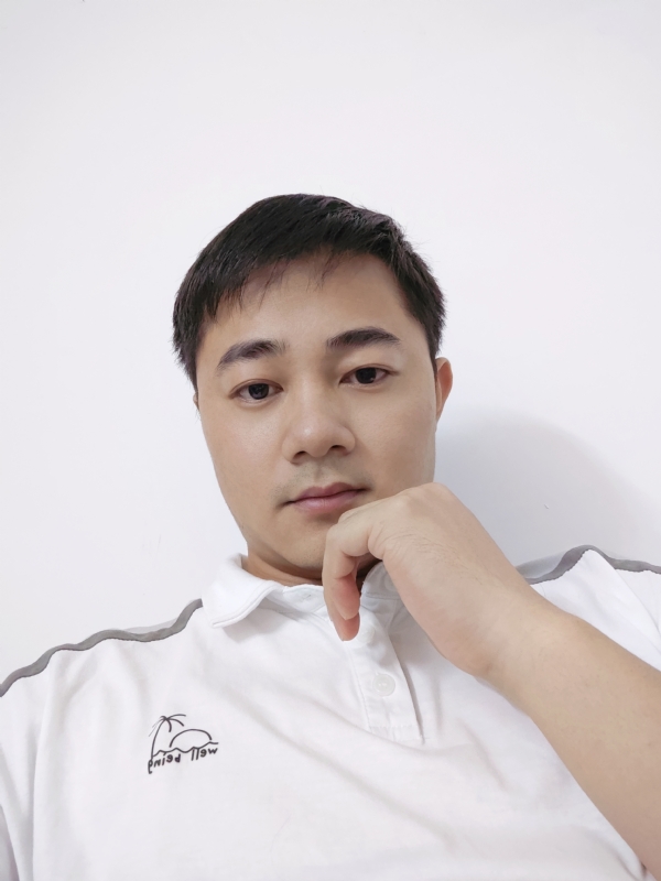 啊良的第一张照片--扬州相亲服务中心