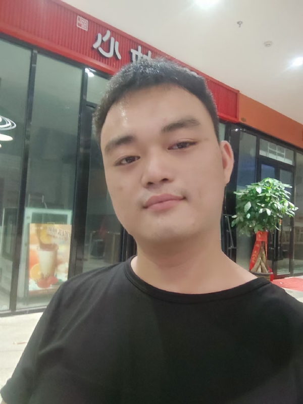 寻找另一半的第一张照片--扬州相亲服务中心