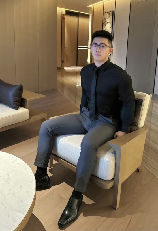 李寒外改英文可家的第一张照片--扬州相亲服务中心