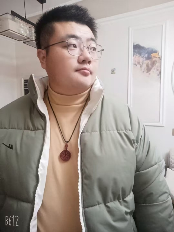 浦宁先生的第一张照片--扬州相亲服务中心