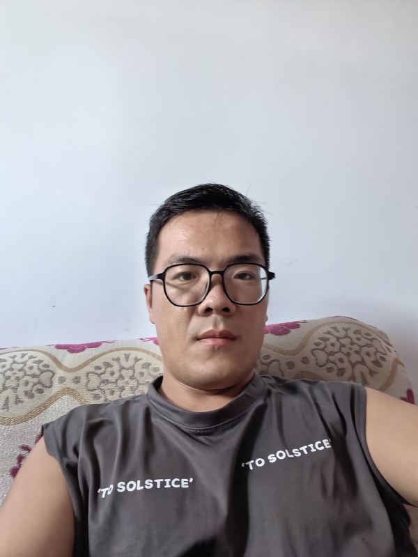 卫TF的第三张照片--扬州相亲服务中心