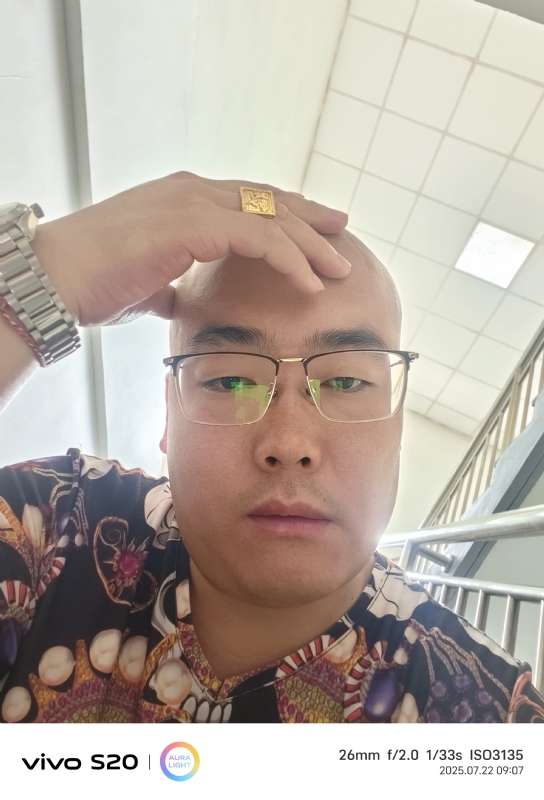 一生诺言的第五张照片--扬州相亲服务中心