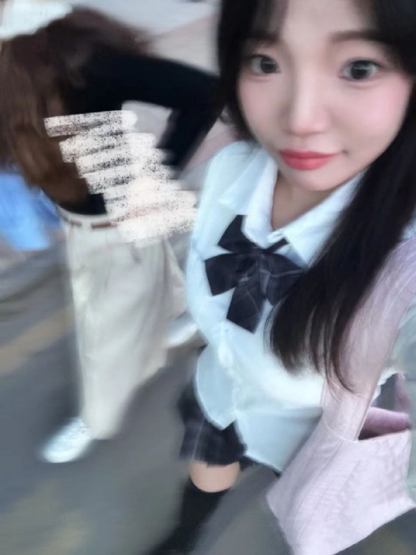 台灣小姐伊洛的第一张照片--扬州相亲服务中心