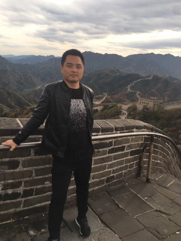 海阔天空的第一张照片--扬州相亲服务中心