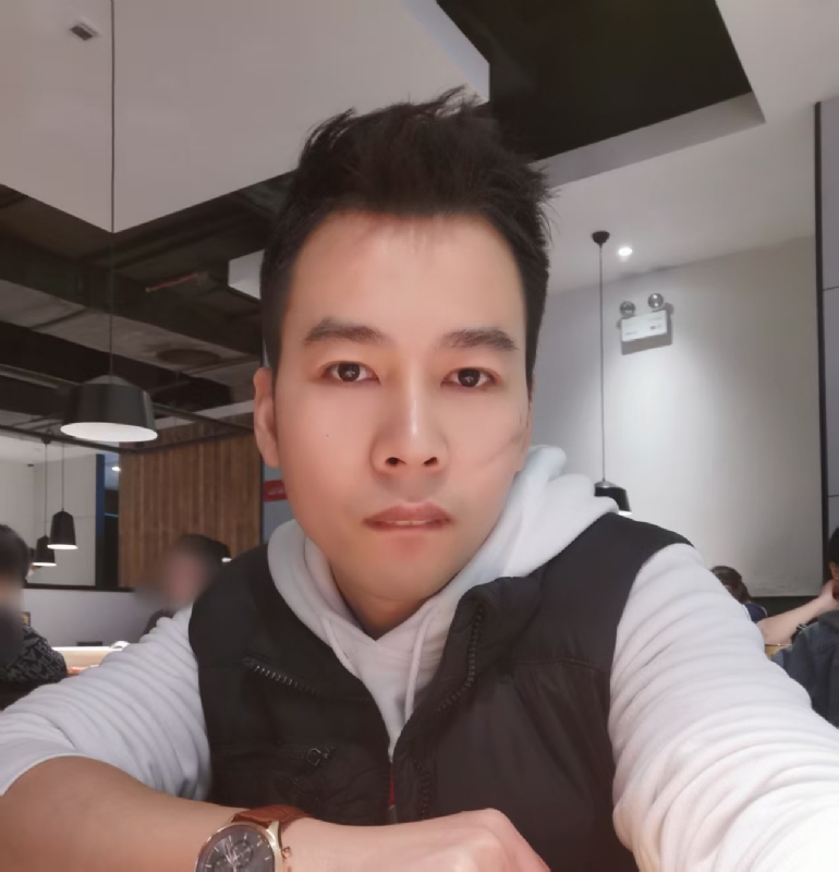思明的第一张照片--扬州相亲服务中心