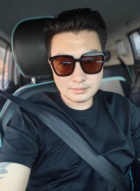 凡哥的第一张照片--扬州相亲服务中心