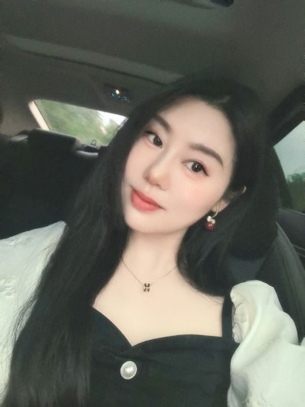 潇潇暮雨的第一张照片--扬州相亲服务中心
