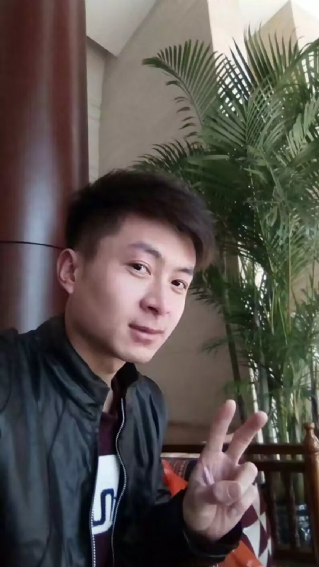 蓝锋的第一张照片--扬州相亲服务中心