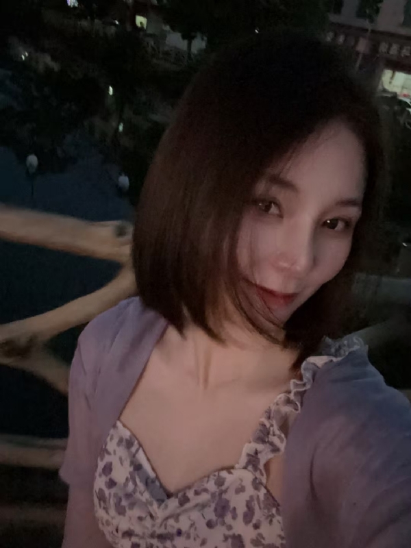 小小的第三张照片--扬州相亲服务中心