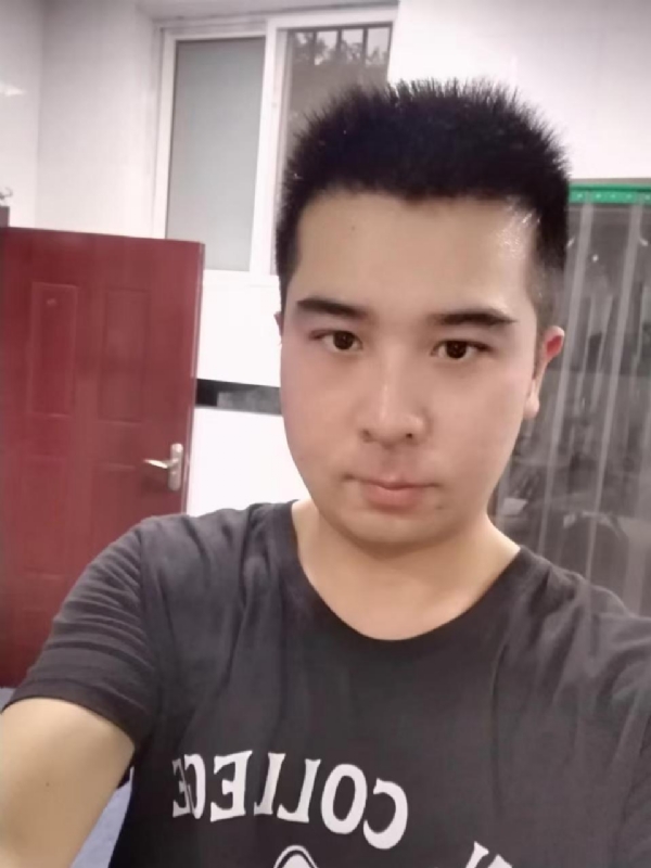 89WANG的第一张照片--扬州相亲服务中心